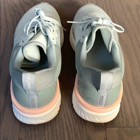 NIB Nike Women's Odyssey React Sneakers - Picture 7 of 9